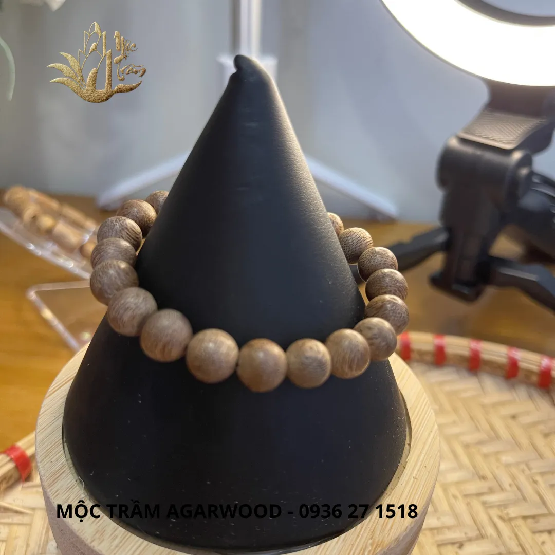 Natural Vietnamese Agarwood Bracelet – 9mm Pearl Beads from Khanh Hoa (Kien Toc Oud)&nbsp;